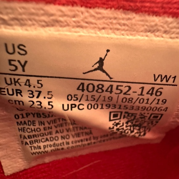 Jordan Retro 4 SE “What the” Sneakers - Picture 9 of 9